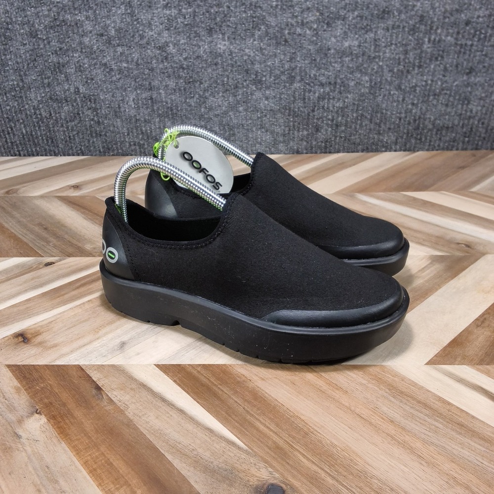 OOFOS Oomg Eezee Low Slip‎ On Shoes Sneakers - Womens Size 7 Triple Black